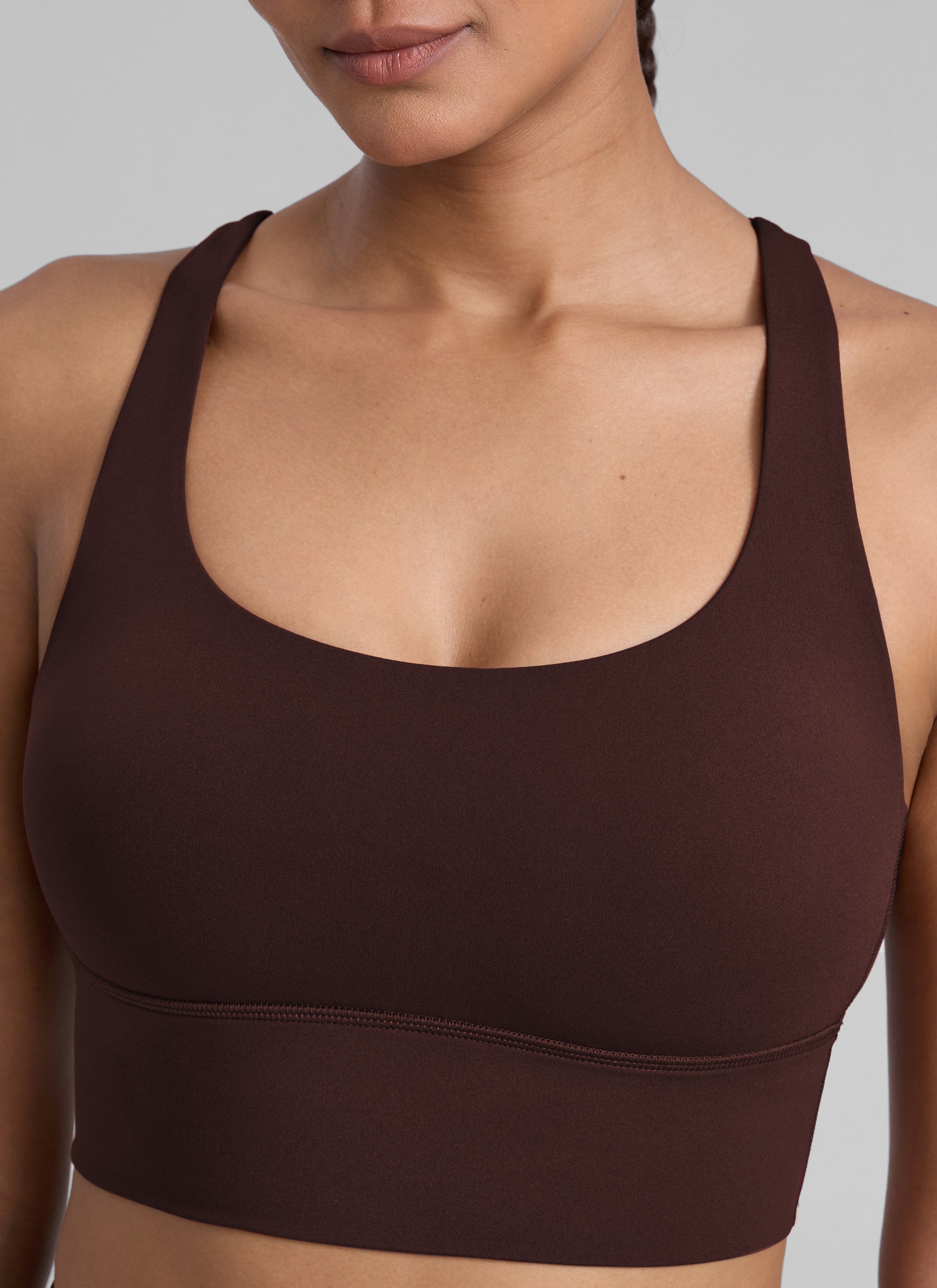 CRZ YOGA Womens Strappy Longline Nakedfeel Training Sports Bra Hot Fudge Brown @model_info:Barbara