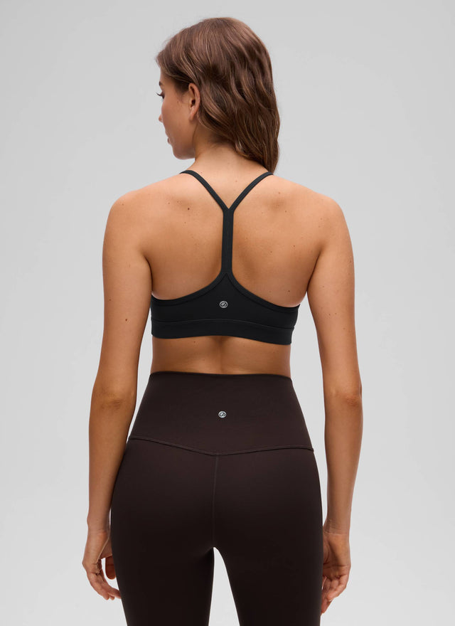 CRZ YOGA Women's Yoga Light Support Butterluxe Sports Bra Y back Black @model_info:Kriss