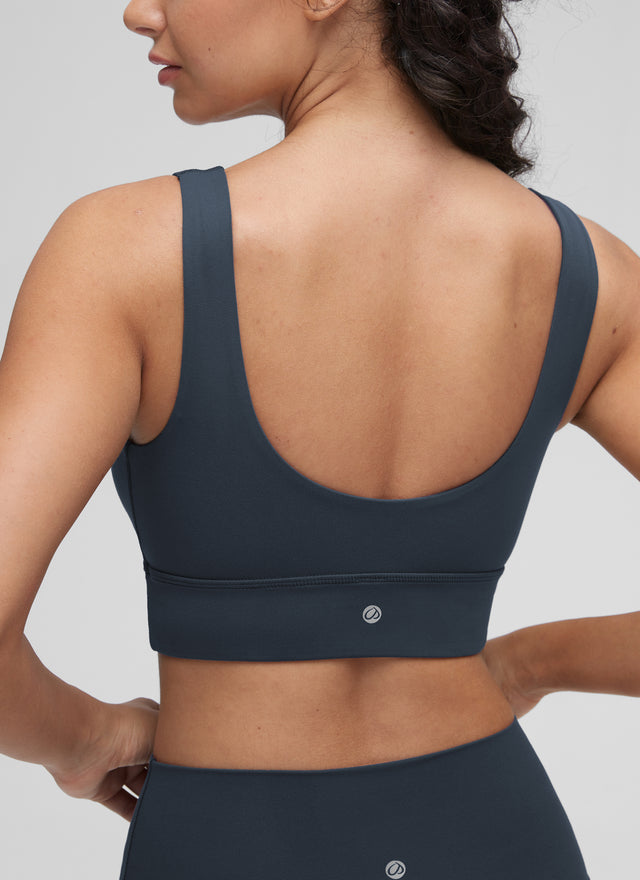 CRZ YOGA Women's Yoga Low Support Butterluxe Sport Bra U Back Longline True Navy @model_info:Anano