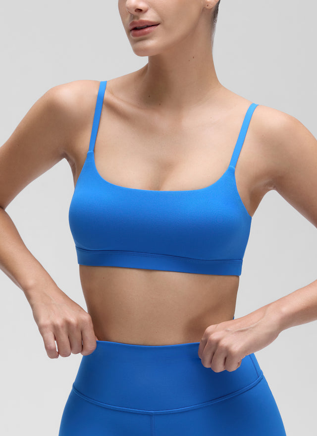 CRZ YOGA Womens Butterluxe Adjustable Spaghetti Strap Scoop Neck Bra Sparkle Blue @model_info:Jaynne
