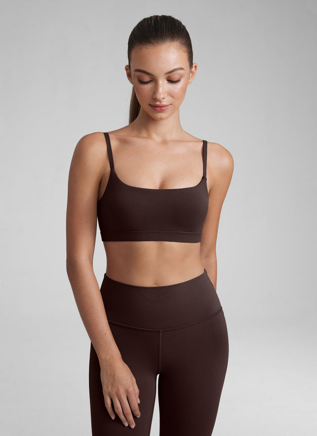 CRZ YOGA Womens Butterluxe Adjustable Spaghetti Strap Scoop Neck Bra Hot Fudge Brown