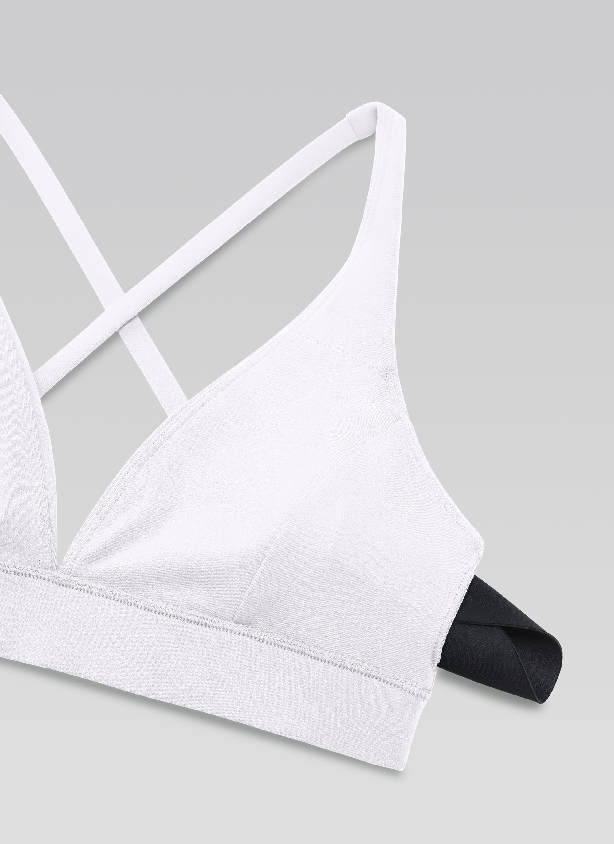 CRZ YOGA Women's Light Support Butterluxe Yoga Bra Strappy back V Neck White @model_info:NEW