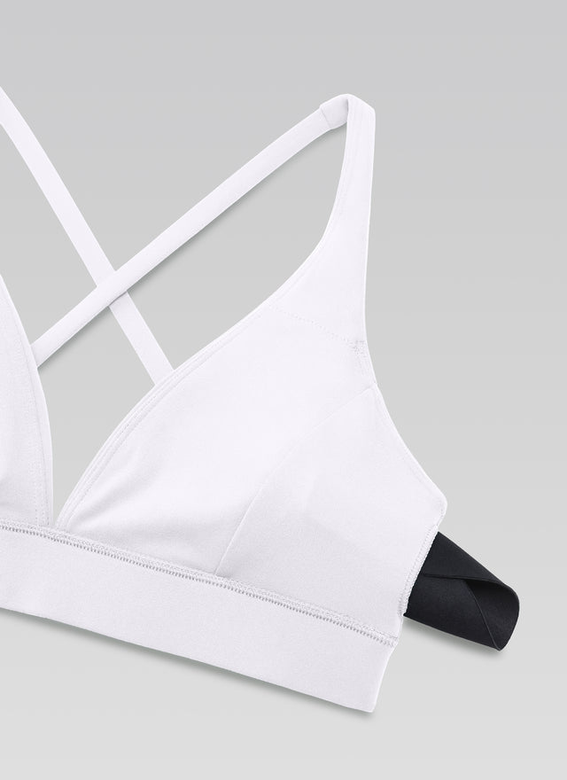 CRZ YOGA Women's Light Support Butterluxe Yoga Bra Strappy back V Neck White @model_info:NEW