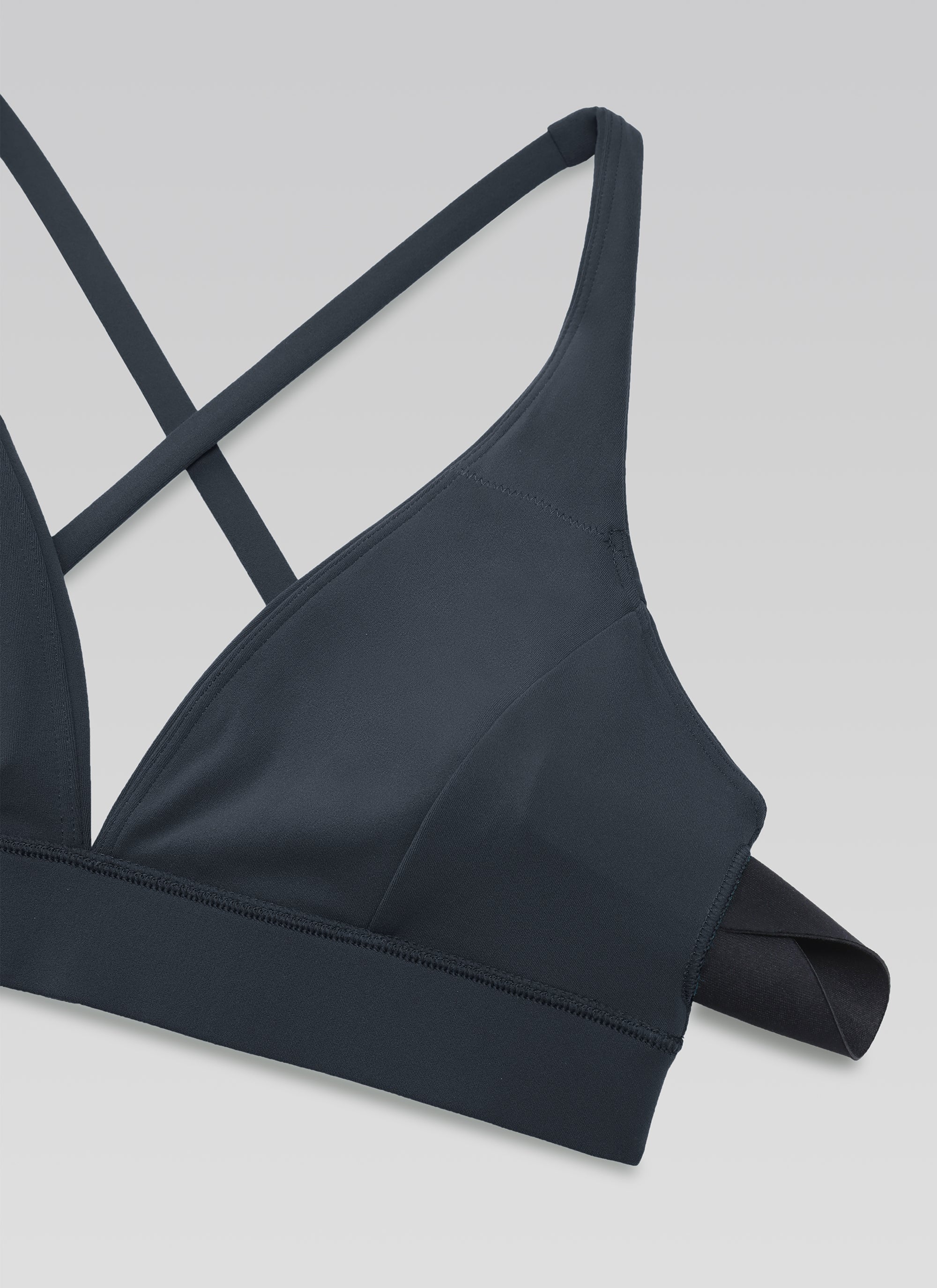 CRZ YOGA Women's Light Support Butterluxe Yoga Bra Strappy back V Neck True Navy @model_info:NEW
