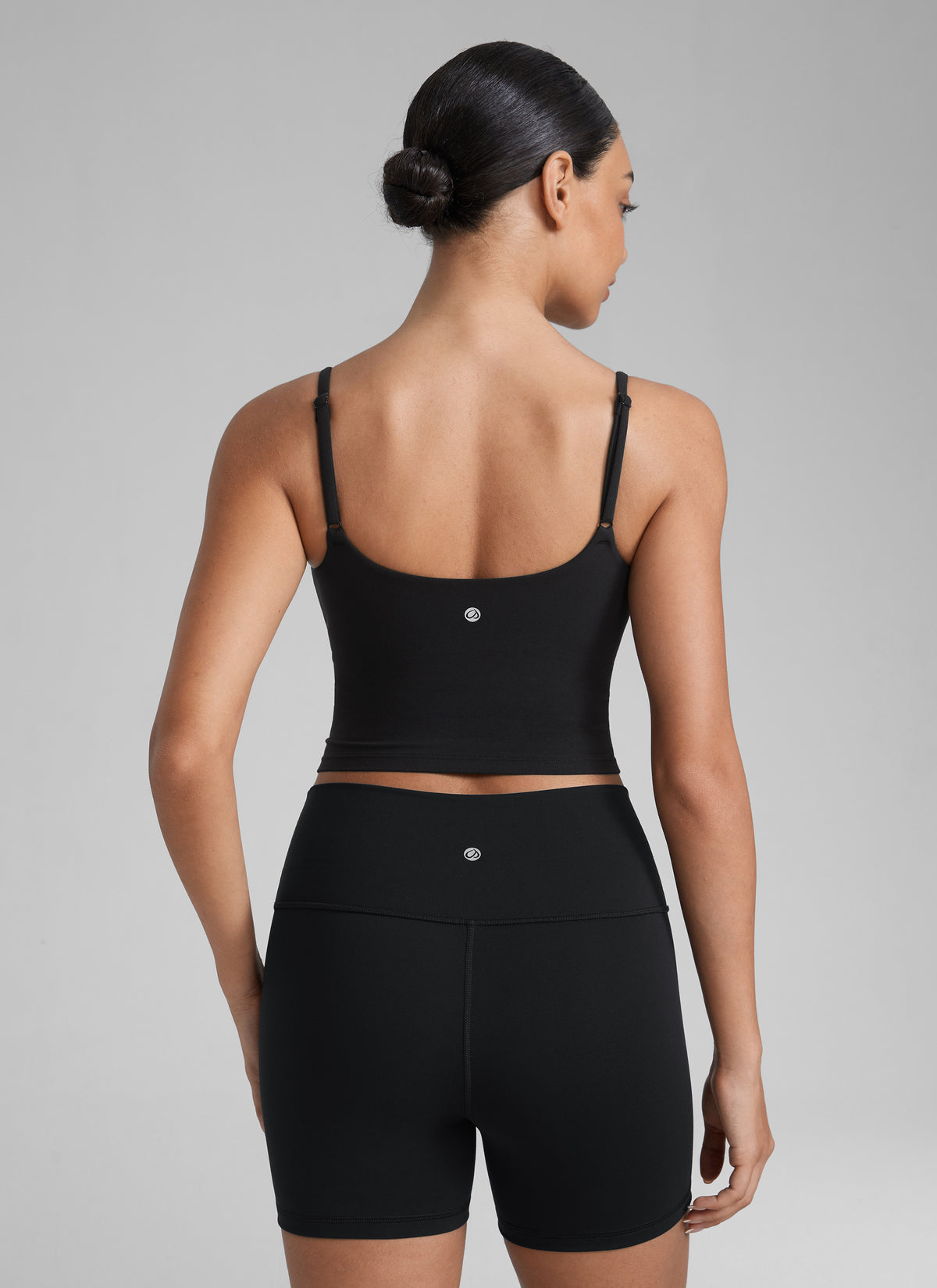 CRZ YOGA Womens Butterlift Scoop Neck U Back Yoga Longline Sports Bra Black @model_info:Anano