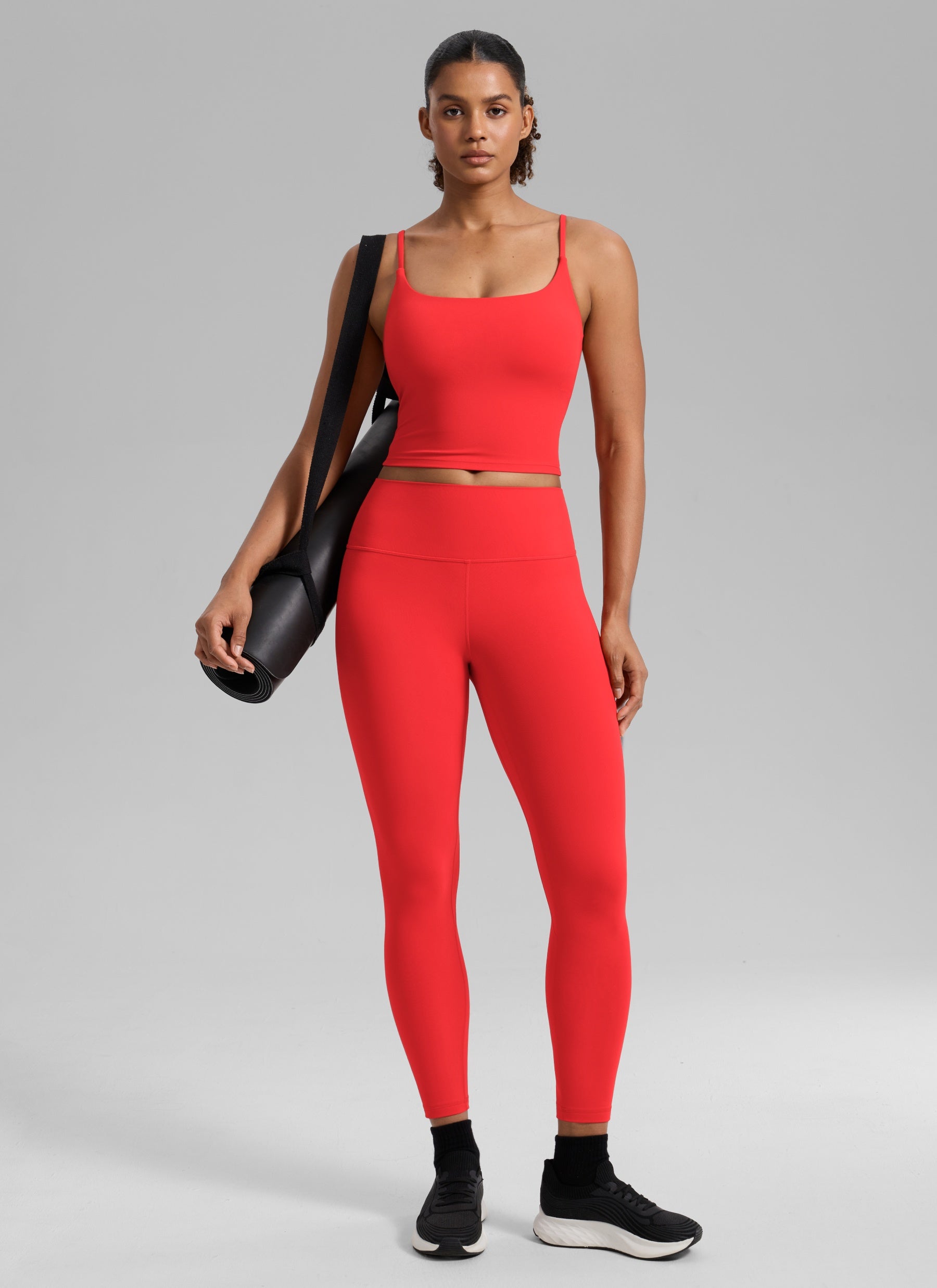 CRZ YOGA Womens Butterlift Scoop Neck U Back Yoga Longline Sports Bra Deep Red @model_info:Barbara