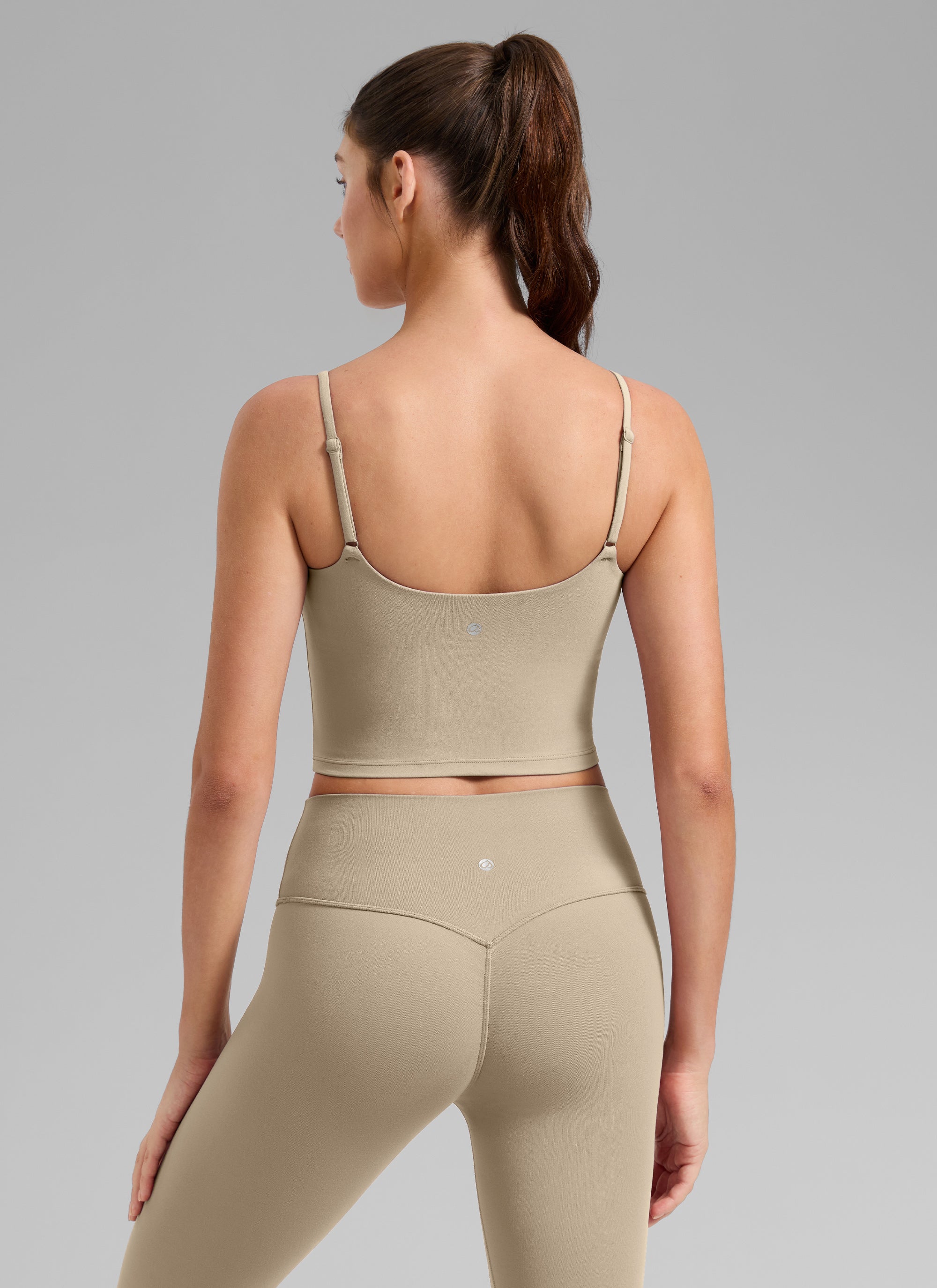 CRZ YOGA Womens Butterlift Scoop Neck U Back Yoga Longline Sports Bra Oak @model_info:Gelya