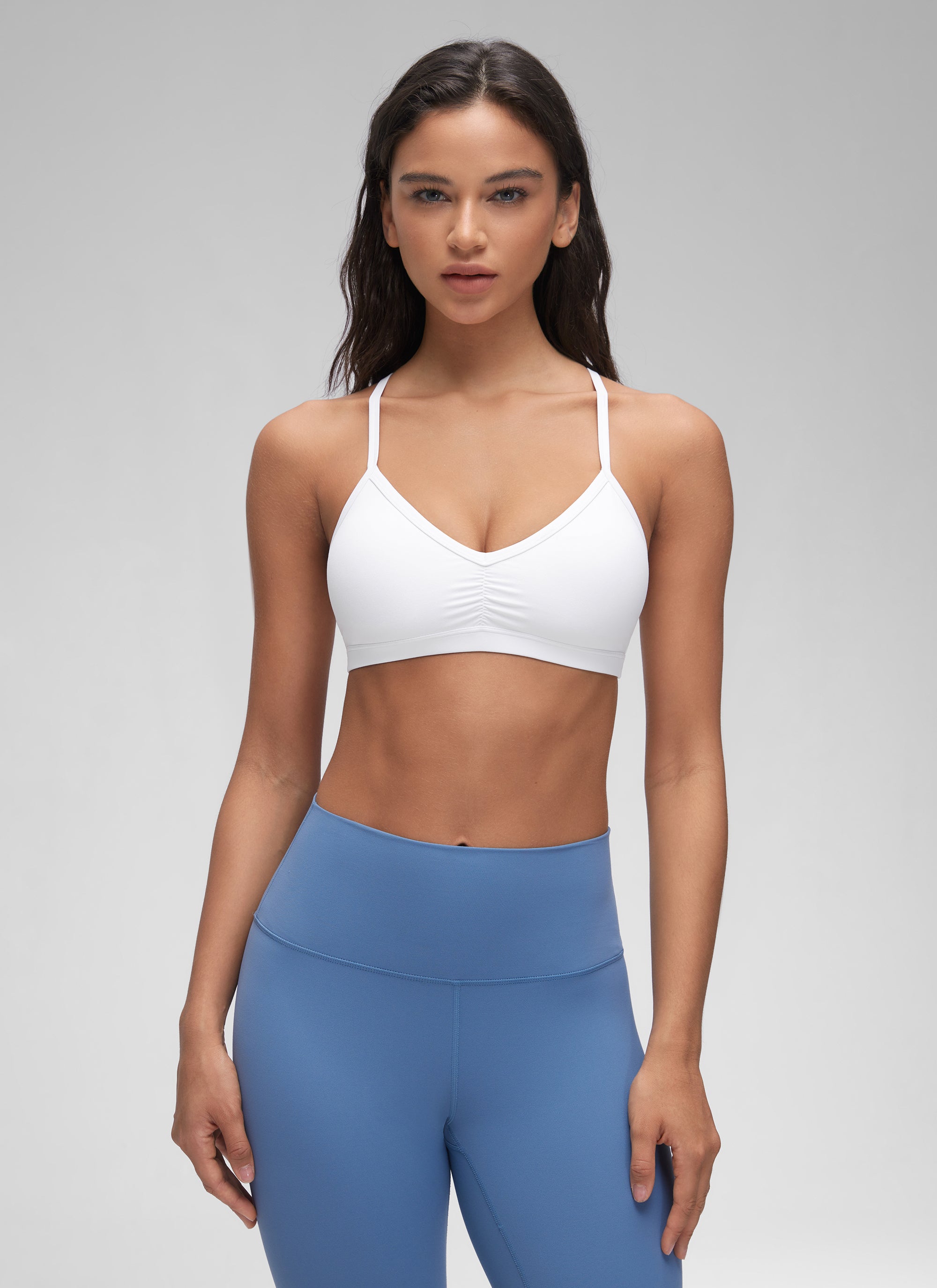 CRZ YOGA Butterluxe Womens Ruched V Neck Yoga Padded Sports Bra White @model_info:Winma