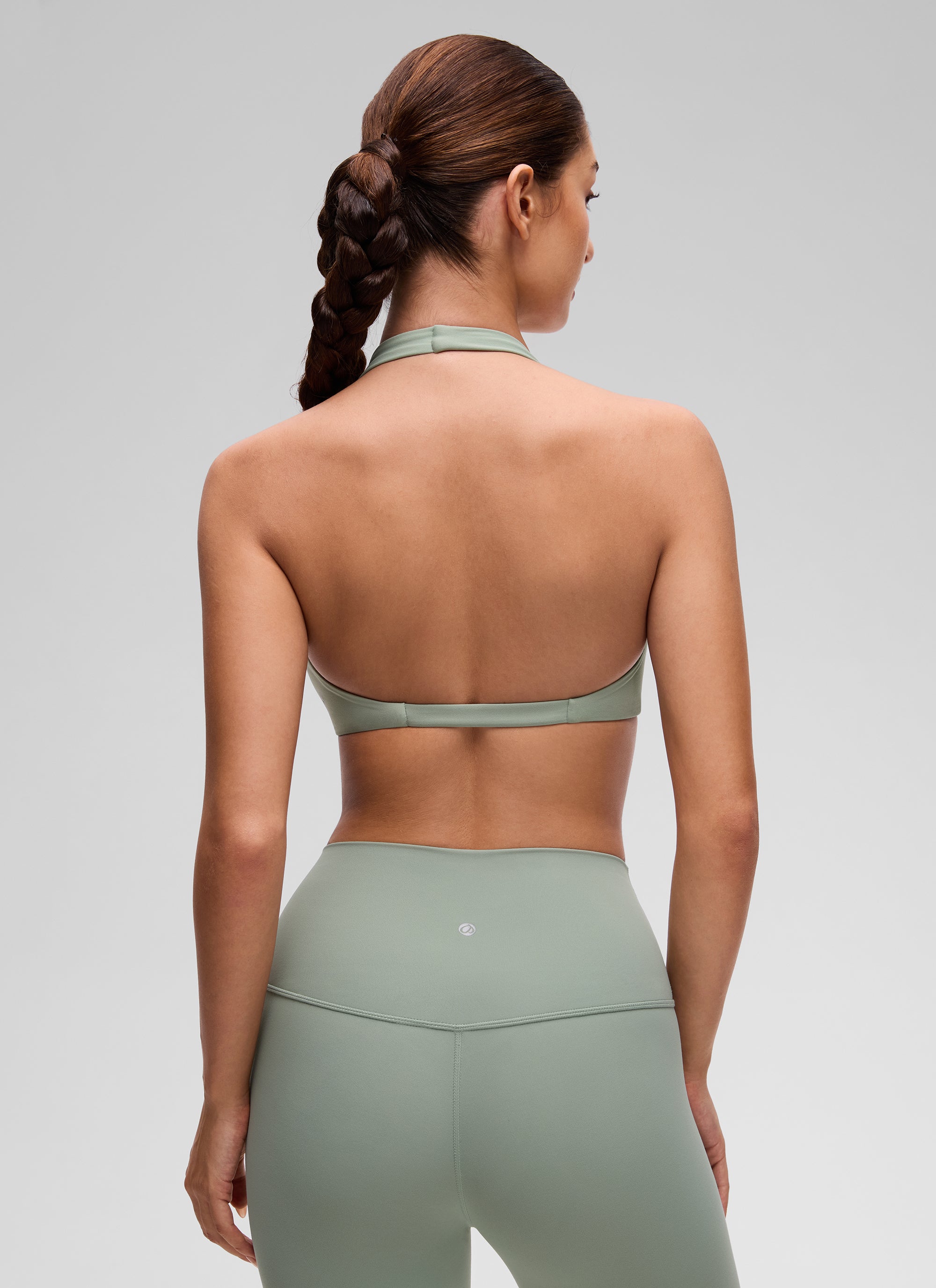 CRZ YOGA Women's Butterluxe Yoga V Neck Crop Double Lined Sports Bra Green Palm Court @model_info:Inga