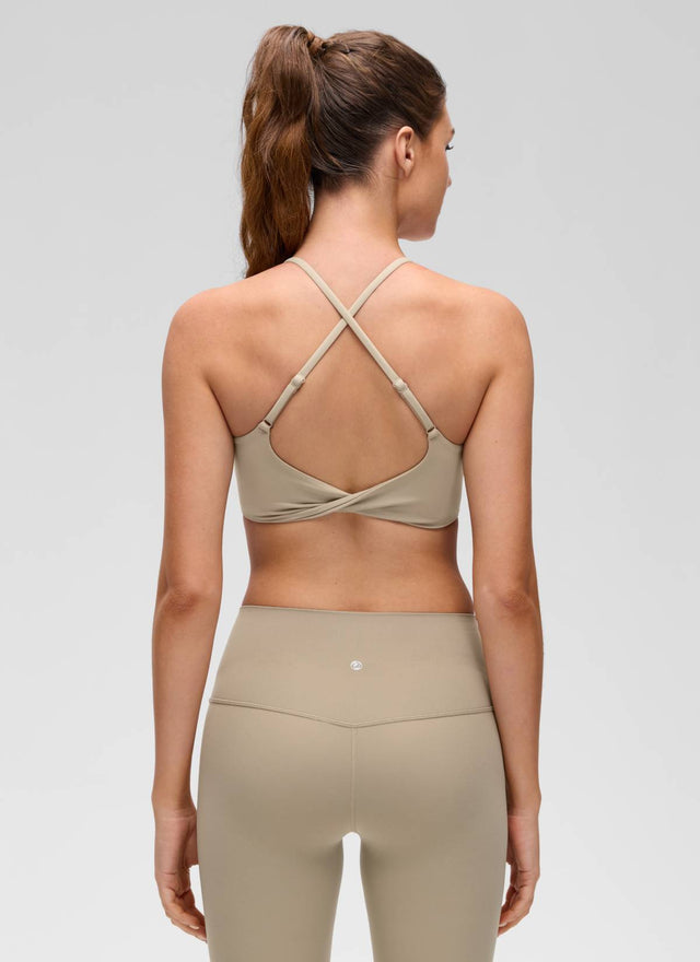 CRZ YOGA Women's Butterluxe Yoga Scoop Neck Twist Cross Back Sport Bra Oak