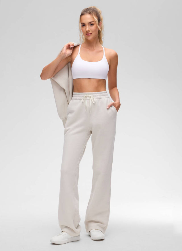 CRZ YOGA Women's Butterluxe Yoga Scoop Neck Twist Cross Back Sport Bra White @model_info:Anna