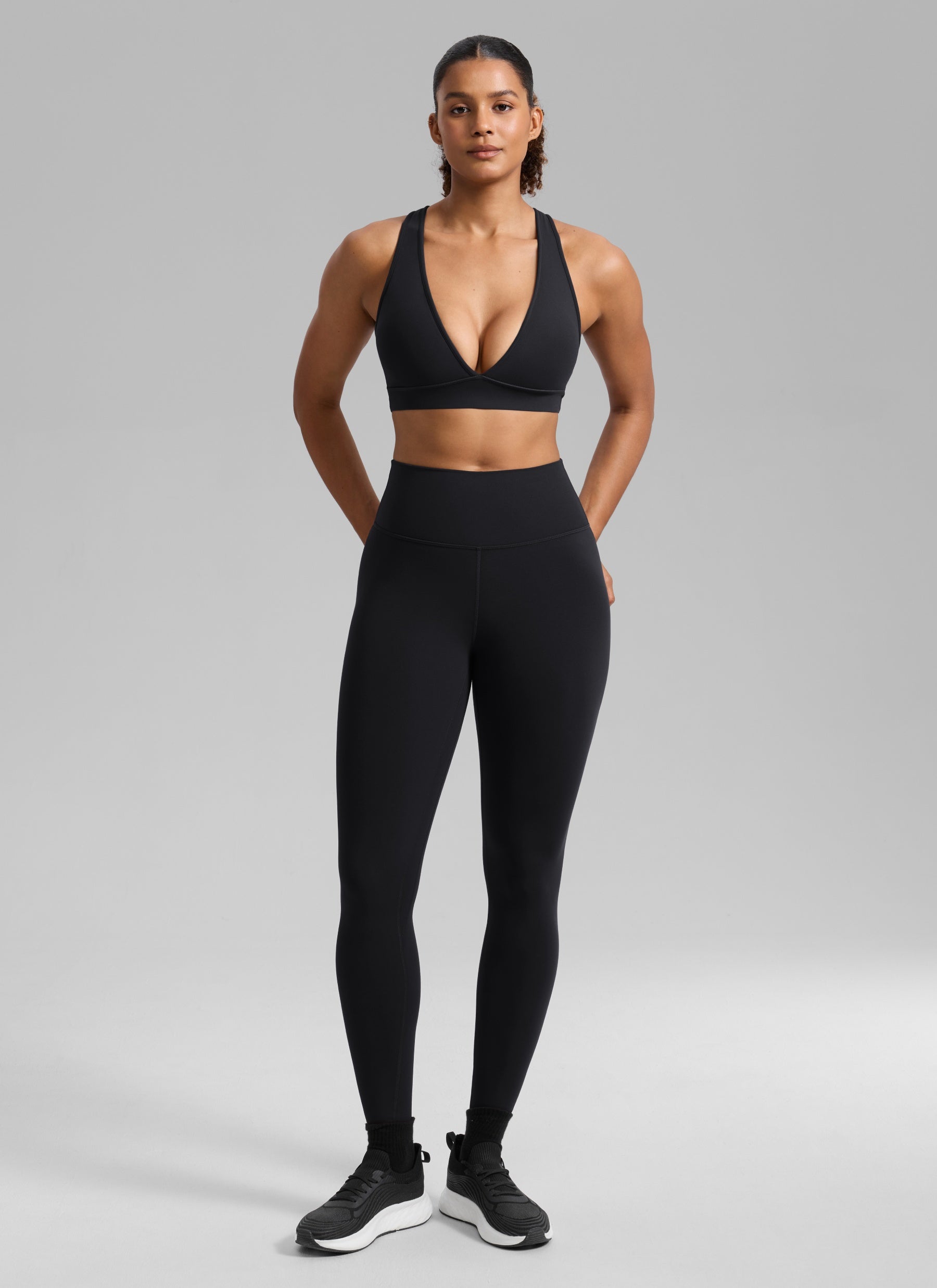 CRZ YOGA Women's Butterlift® Workout Deep V Neck Cross Back Sports Bra Black