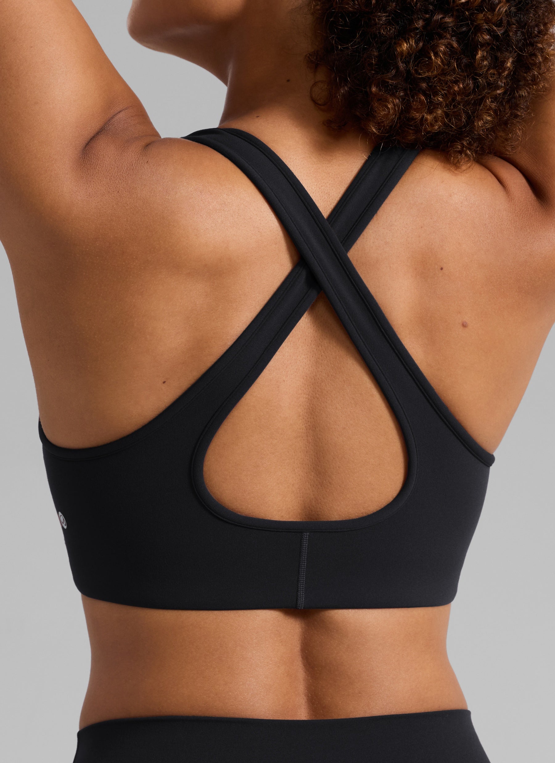 CRZ YOGA Women's Butterlift® Workout Deep V Neck Cross Back Sports Bra Black