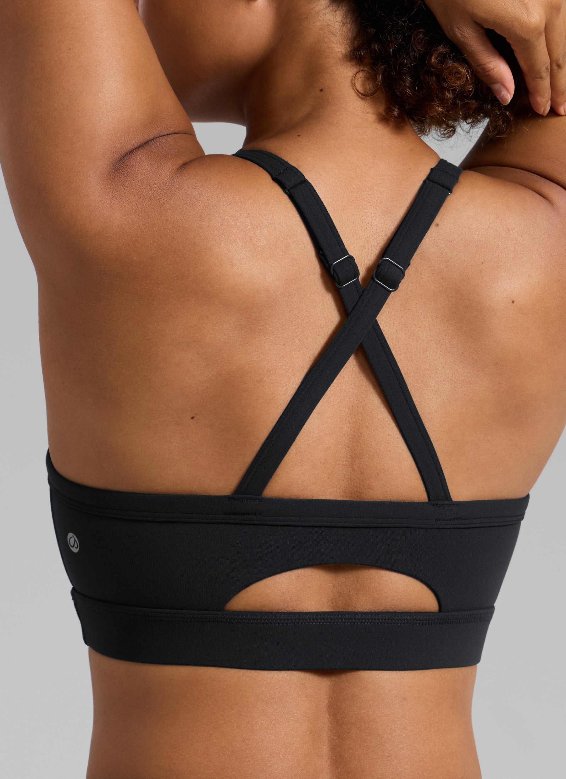 CRZ YOGA Women's Butterlift Yoga U Neck Cross Back Keyhole Sports Bra Black