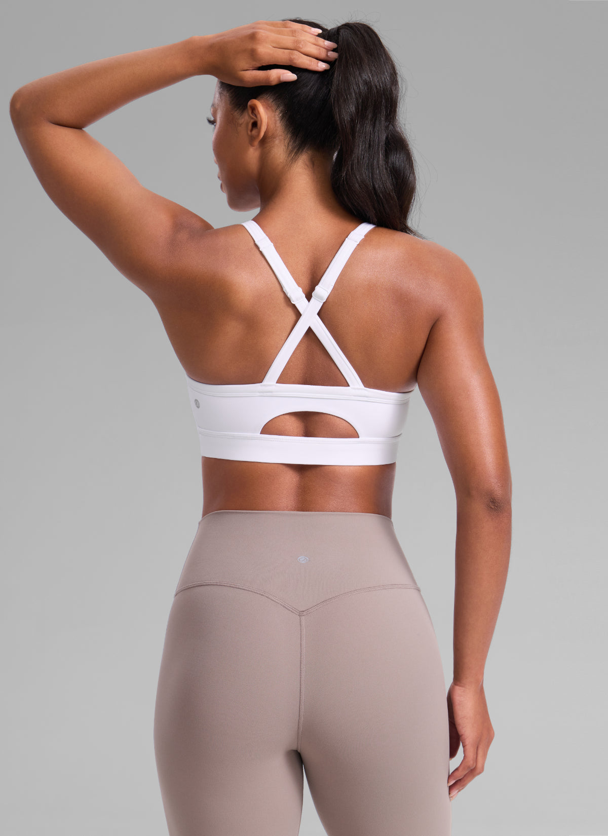 CRZ YOGA Women's Butterlift Yoga U Neck Cross Back Keyhole Sports Bra White @model_info:Crystal