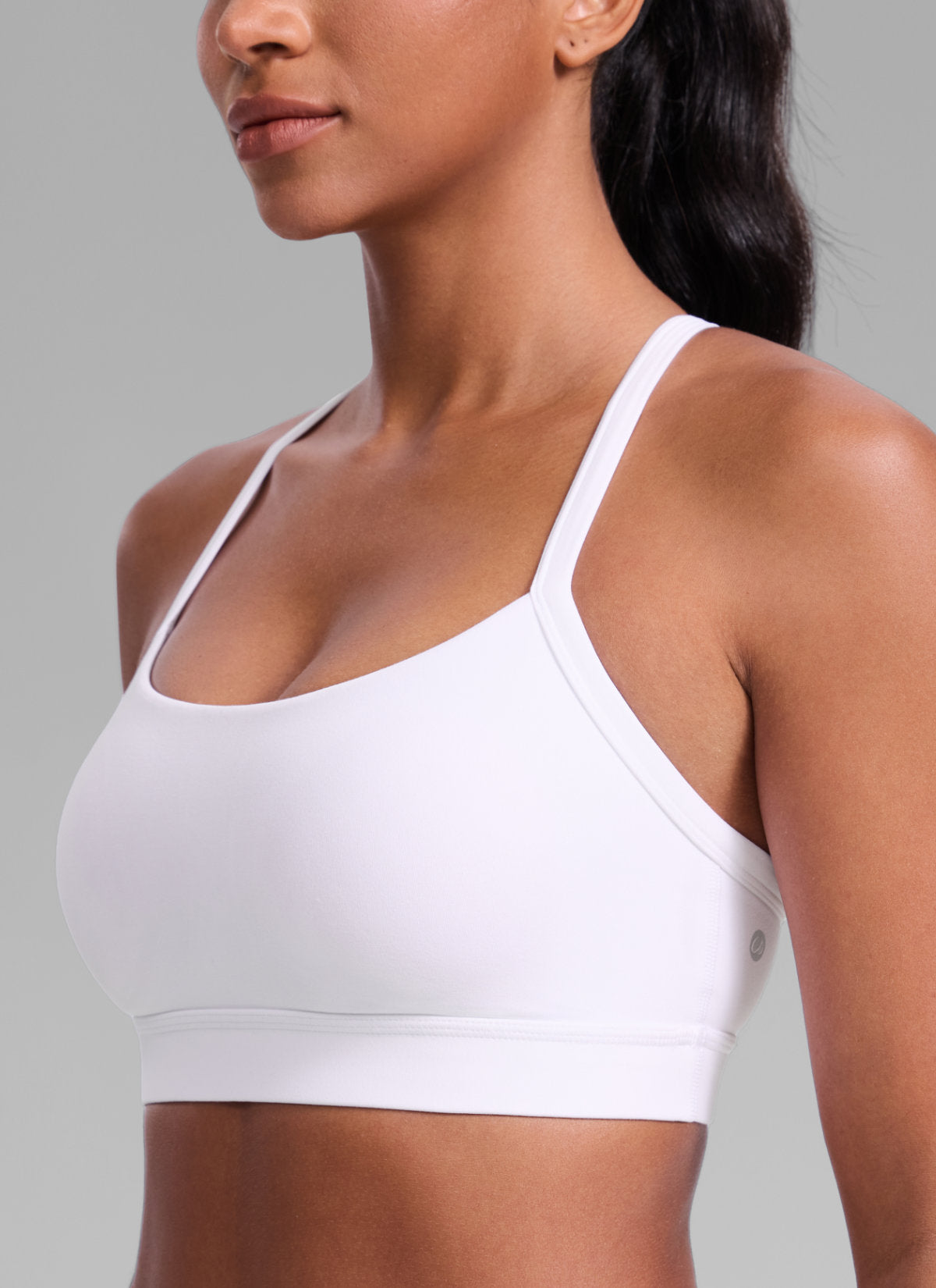 CRZ YOGA Women's Butterlift Yoga U Neck Cross Back Keyhole Sports Bra White @model_info:Crystal