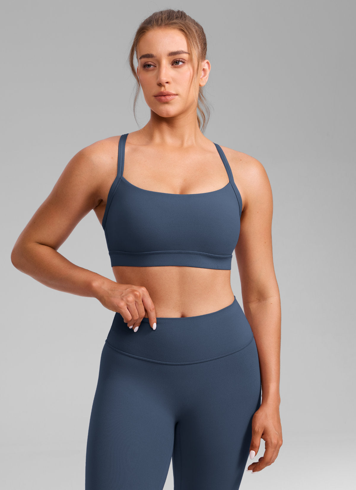 CRZ YOGA Women's Butterlift Yoga U Neck Cross Back Keyhole Sports Bra Stelindigo @model_info:Julia
