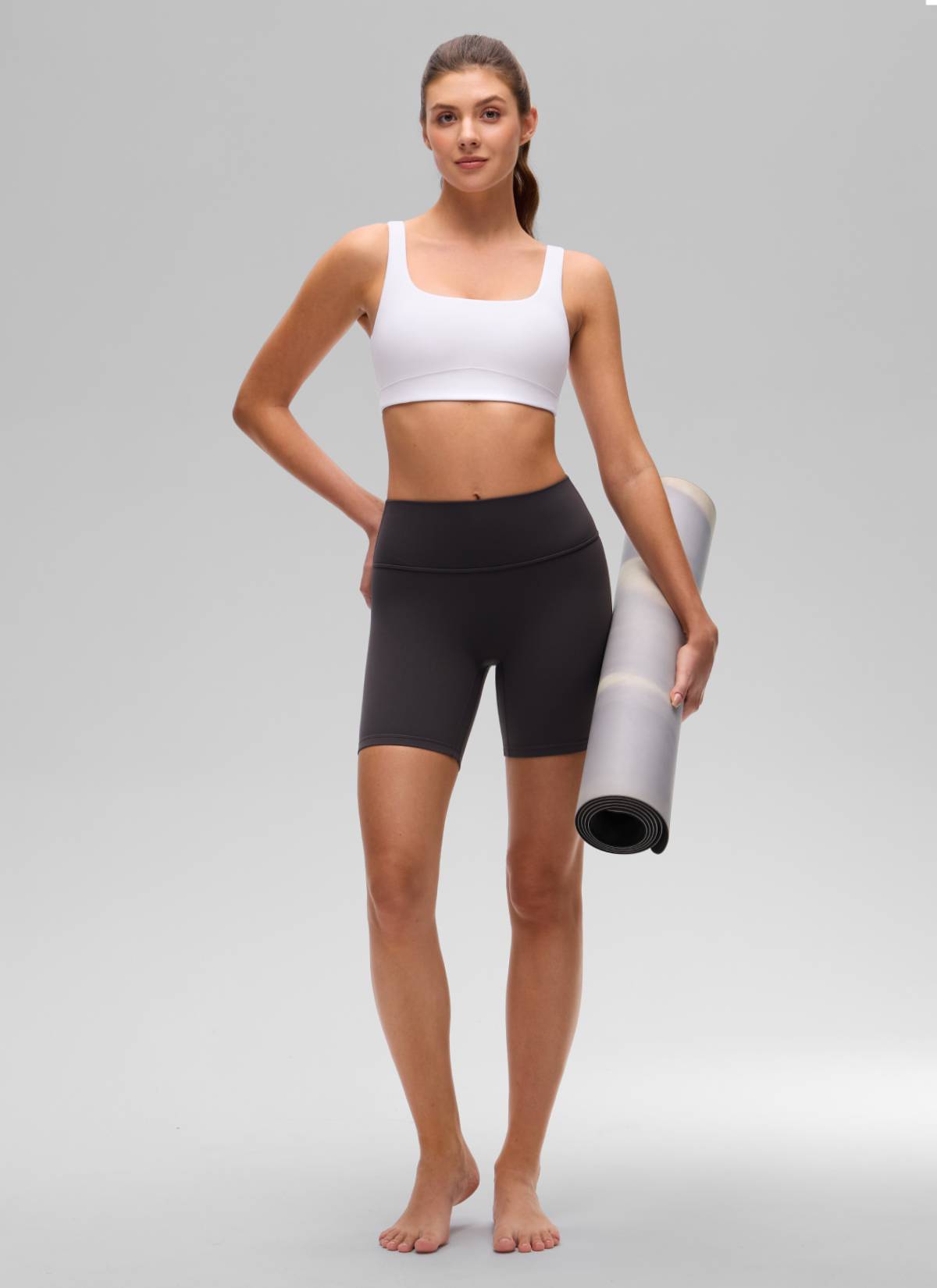 CRZ YOGA Women's Butterluxe Yoga U Back Sports Bra Light Support White @model_info:Gelya