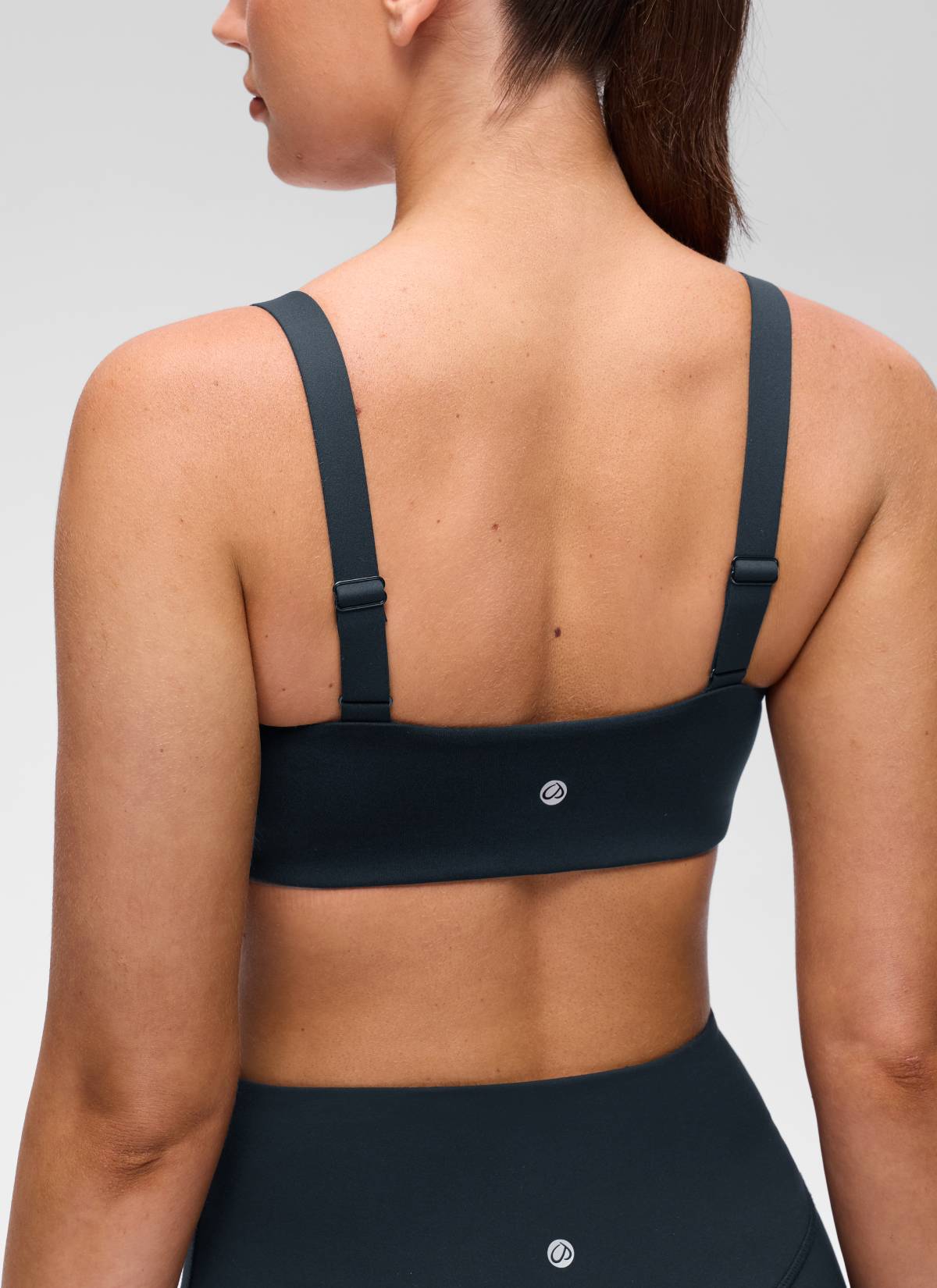 CRZ YOGA Women's Butterluxe Yoga U Neck Square Back Sports Bra True Navy @model_info:Brooklym