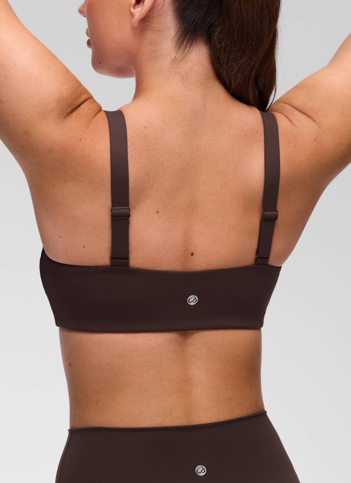 CRZ YOGA Women's Butterluxe Yoga U Neck Square Back Sports Bra Hot Fudge Brown @model_info:Brooklym