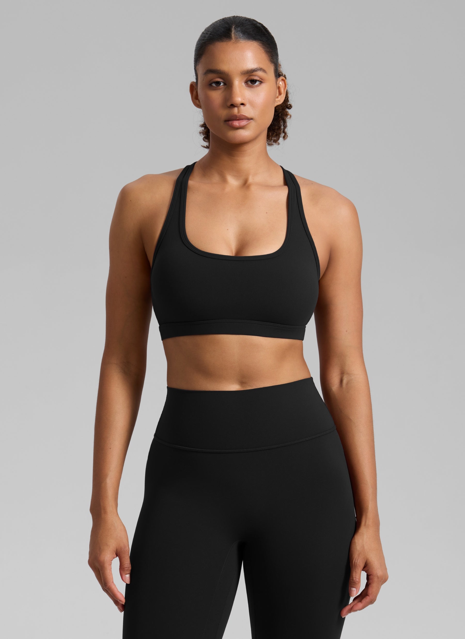 CRZ YOGA Women's Butterlift Yoga U Neck Racerback Keyhole Sports Bra Black @model_info:Barbara