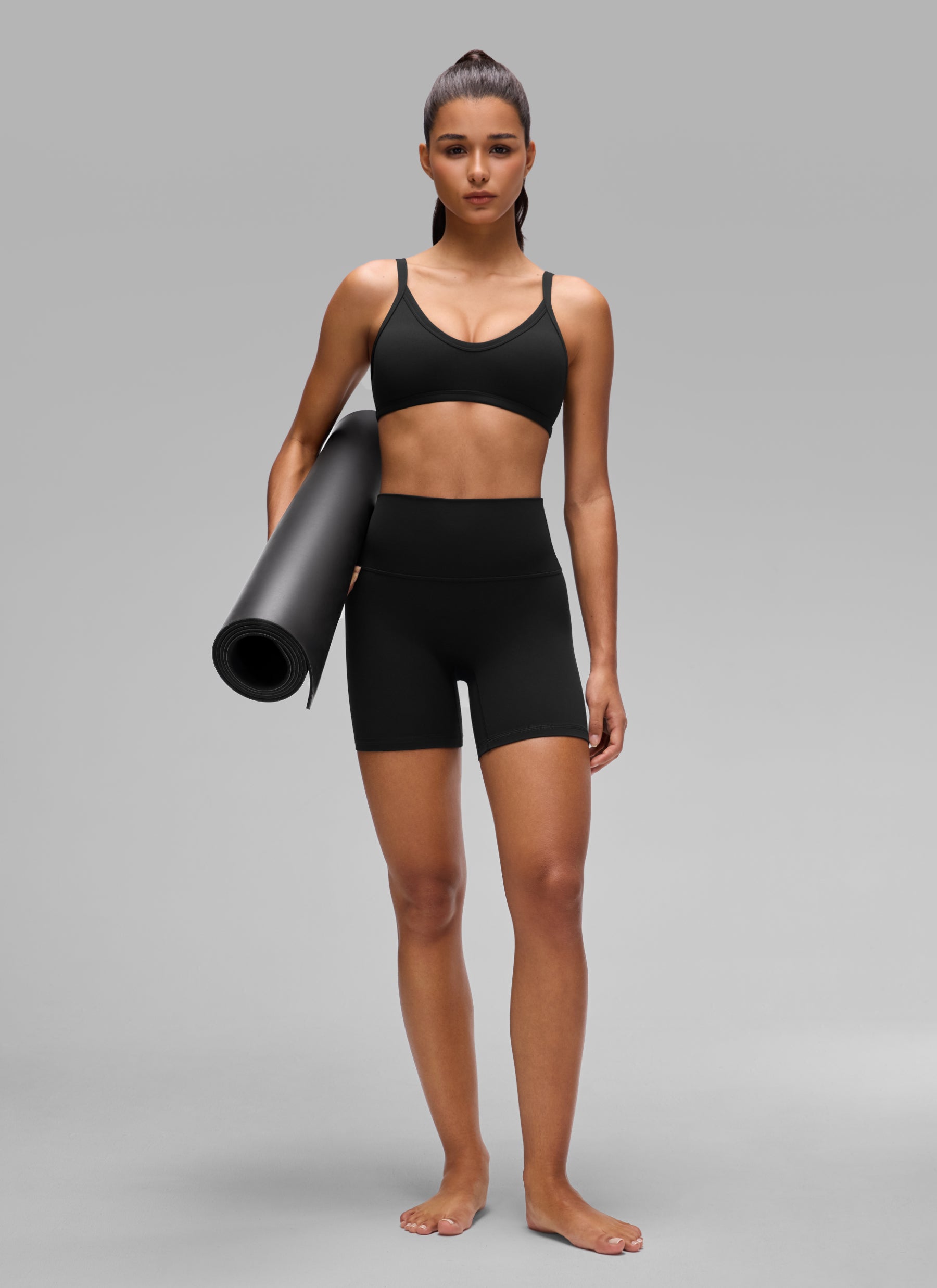CRZ YOGA Butterlift Women's Double Lined V Neck Workout Sports Bras Black