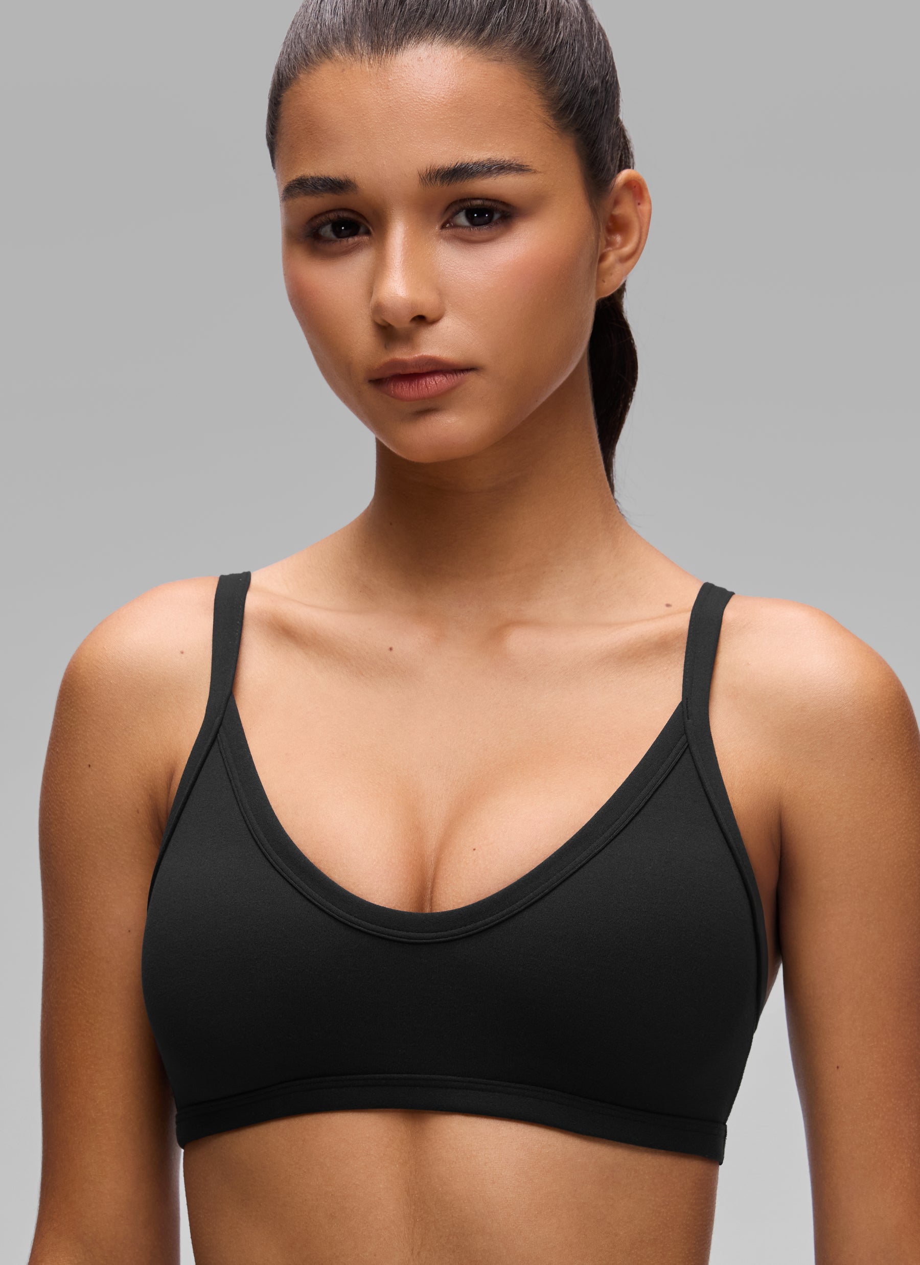 CRZ YOGA Butterlift Women's Double Lined V Neck Workout Sports Bras Black