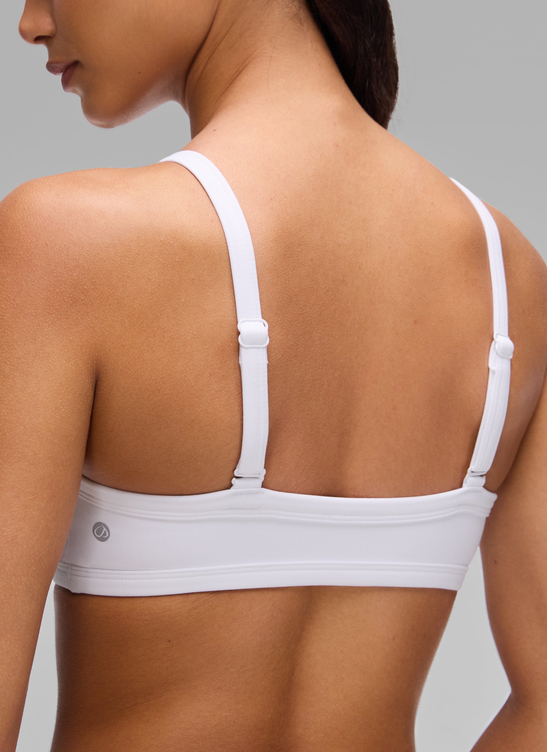 CRZ YOGA Butterlift Women's Double Lined V Neck Workout Sports Bras White