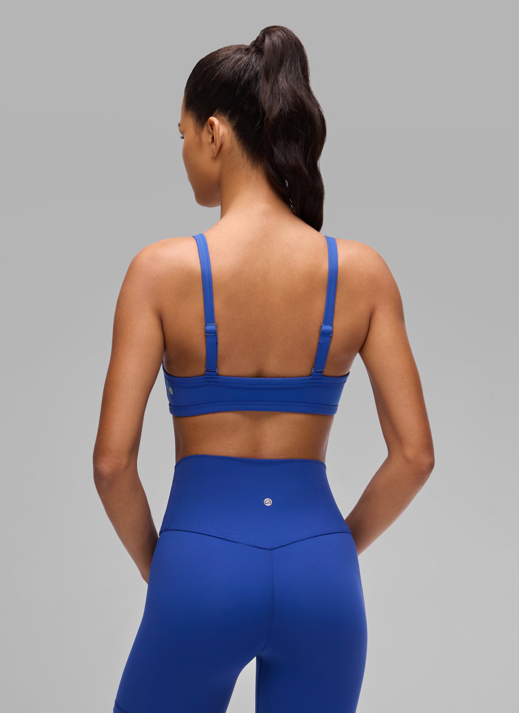 CRZ YOGA Butterlift Women's Double Lined V Neck Workout Sports Bras Waves Blue