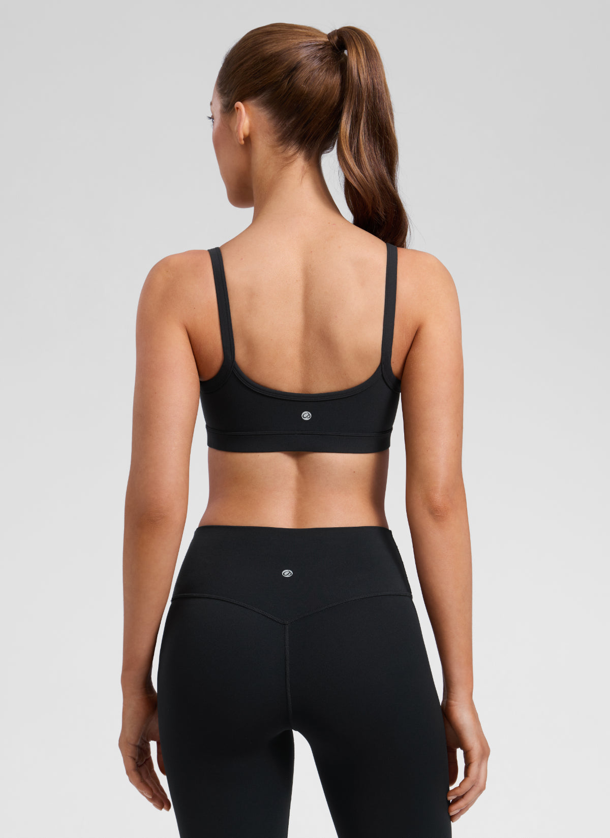 CRZ YOGA Women's Butterlift Workout Scoop Neck Double Lined Sports Bra Black @model_info:Lary