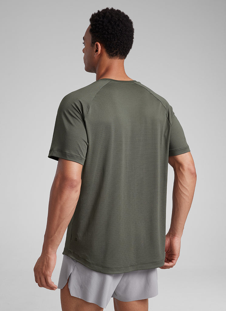 CRZ YOGA Men's Running Classic Fit Shirts Lightweight Short Sleeves Light Army Green