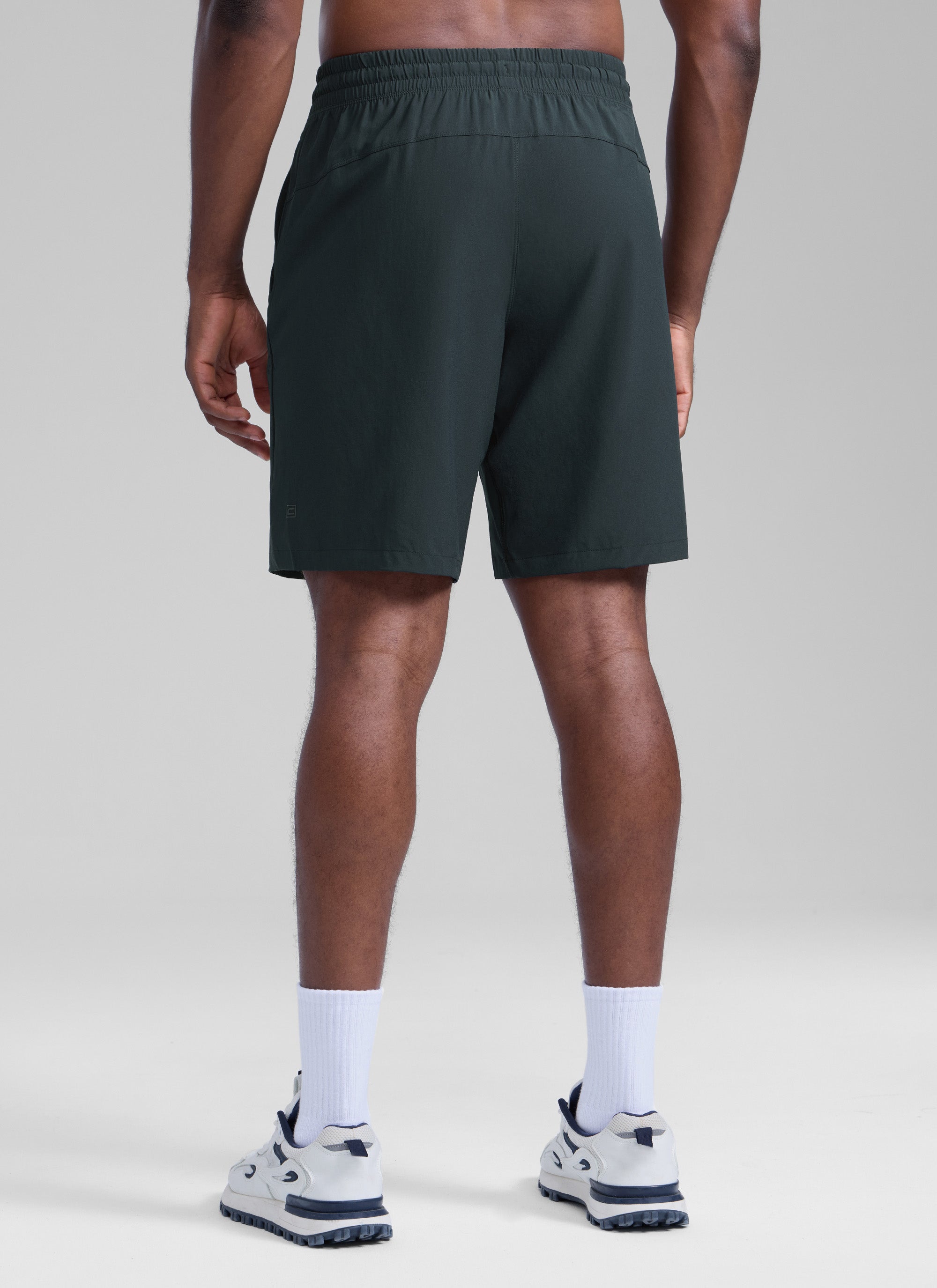 CRZ YOGA Men's Train Relaxed Fit Feathery-Fit Linerless Shorts 9'' Melanite
