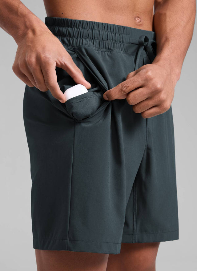 CRZ YOGA Men's Train Classic Fit Feathery-Fit Linerless Shorts 7'' Melanite