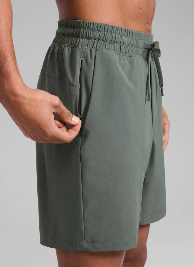 CRZ YOGA Men's Train Classic Fit Feathery-Fit Linerless Shorts 7'' Grey Sage @model_info:Rafael