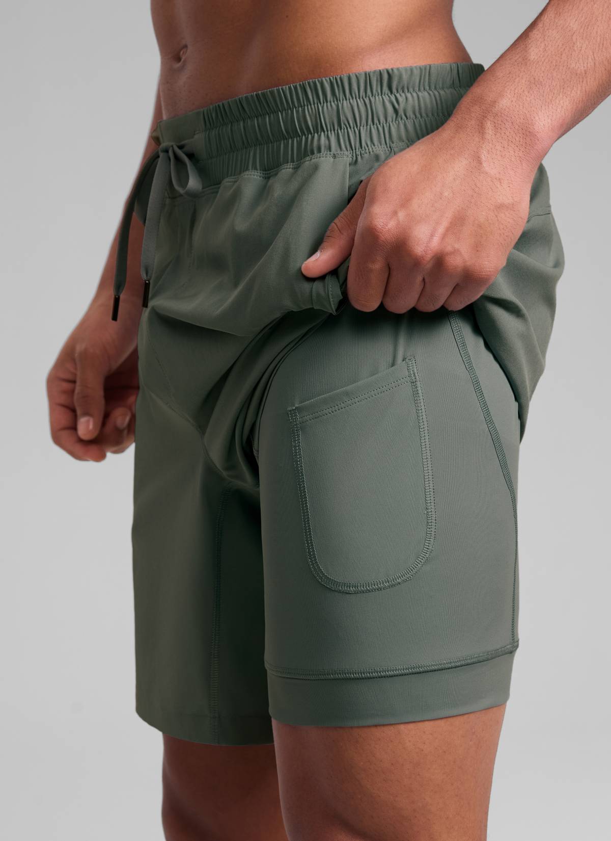CRZ YOGA Men's Train Run Classic Fit Feathery-Fit Lined Shorts 7'' Grey Sage