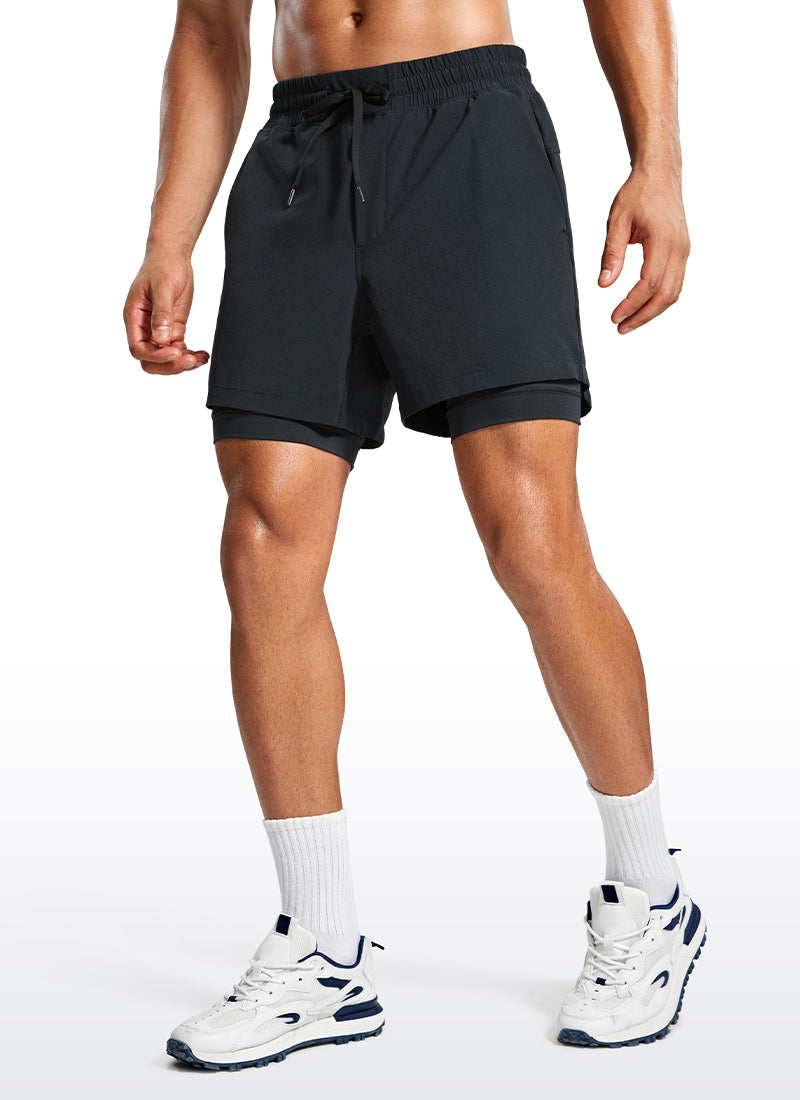 CRZ YOGA Men's Train Relaxed Fit Feathery-Fit 2 in 1 Shorts 5'' with Long Liner Black @model_info:Jhony