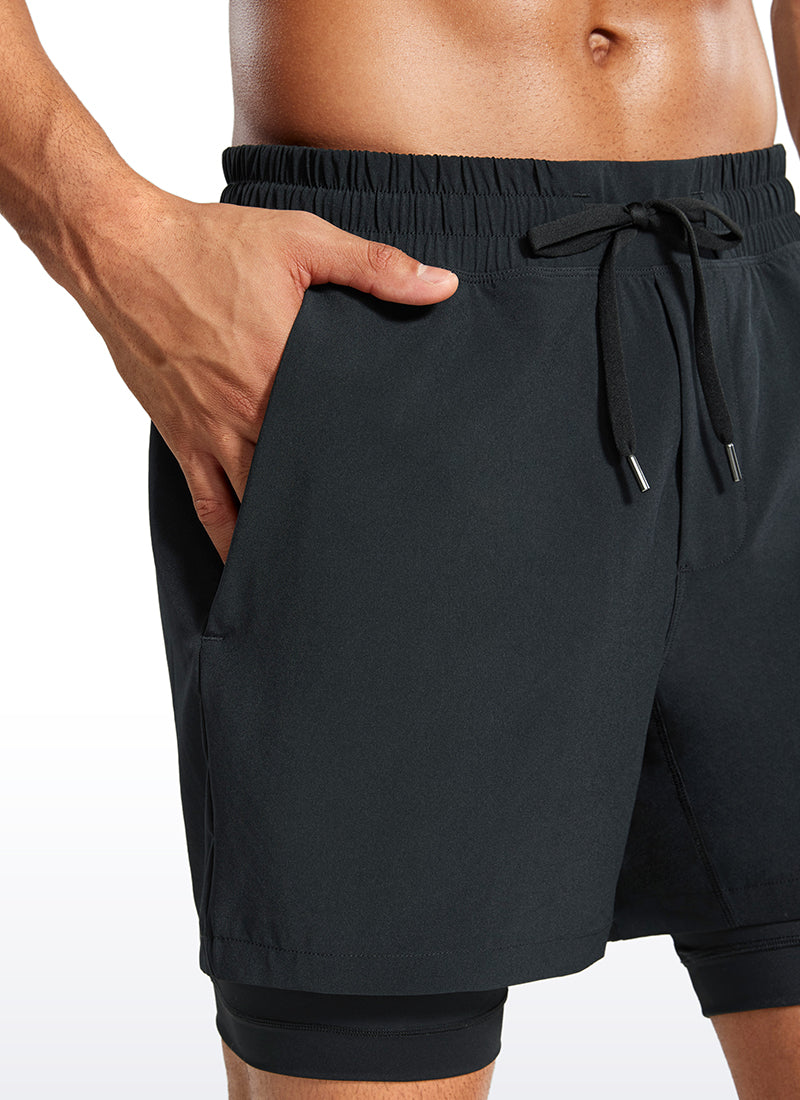 CRZ YOGA Men's Train Relaxed Fit Feathery-Fit 2 in 1 Shorts 5'' with Long Liner Black @model_info:Jhony