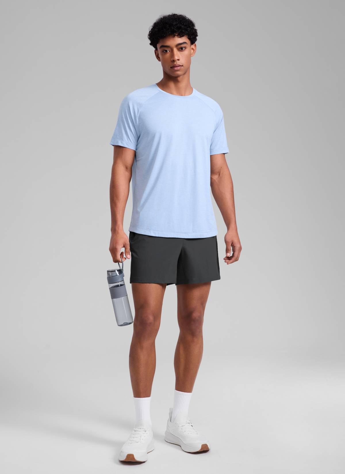 CRZ YOGA Men's Running Feathery-Fit Workout Linerless Shorts 5'' Ink Gray @model_info:Rafael