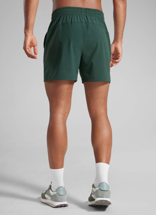 CRZ YOGA Men's Running Feathery-Fit Workout Linerless Shorts 5'' Legend Green