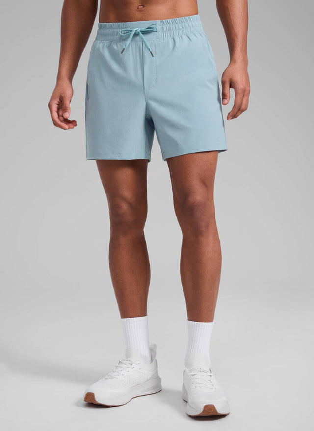 CRZ YOGA Men's Running Feathery-Fit Workout Linerless Shorts 5'' Light grayish blue