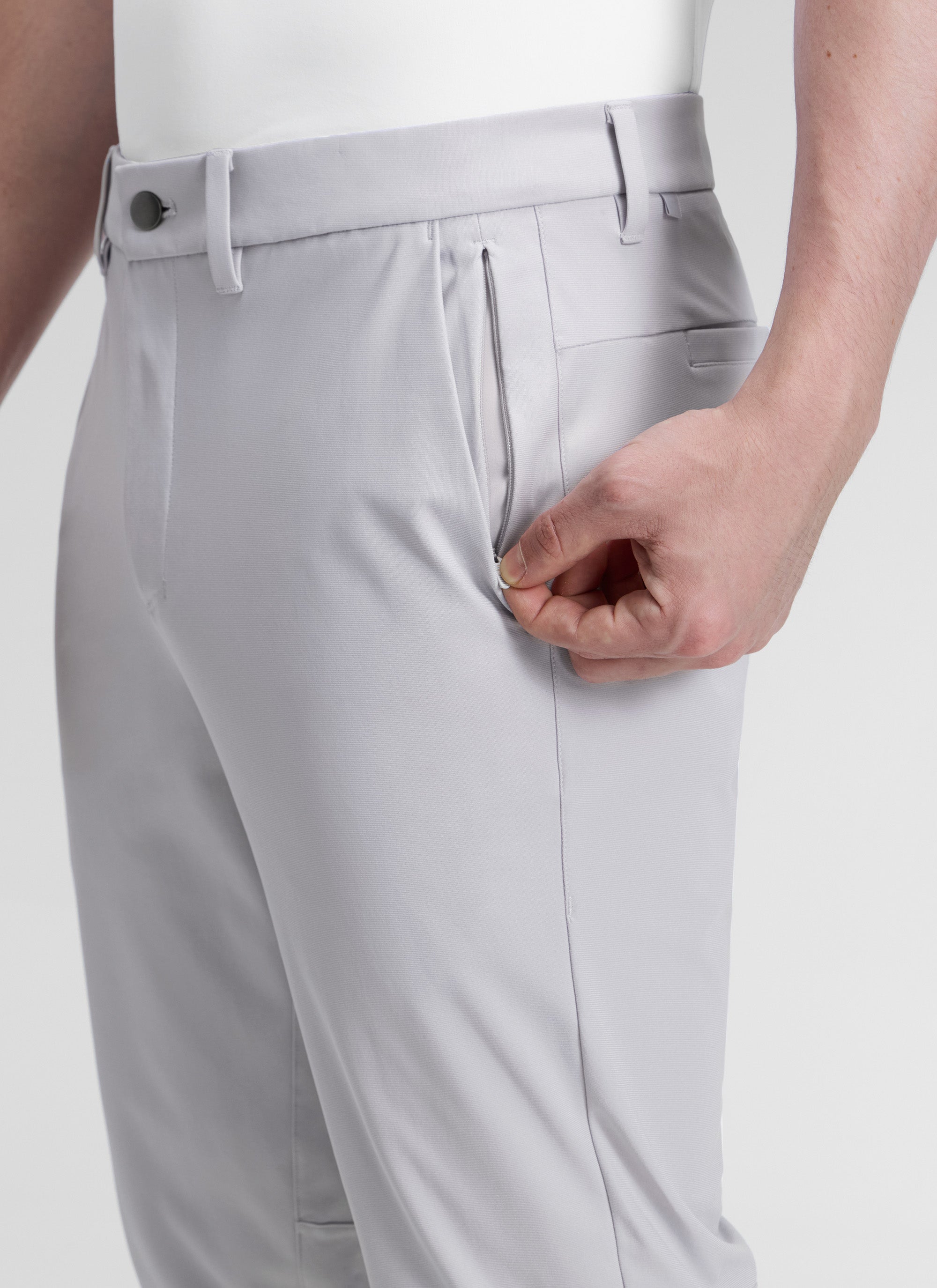 CRZ YOGA Mens Work Classic Fit All-Day Comfort Golf Pants Pockets 30'' Platinum Grey @model_info:Henry