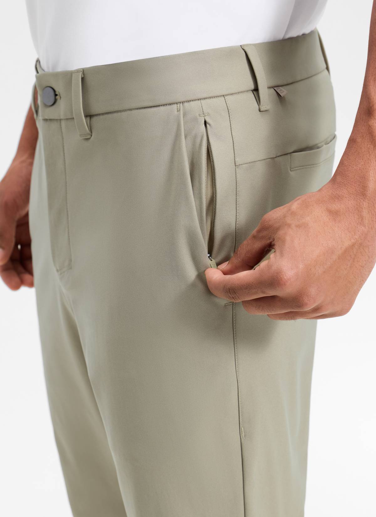 CRZ YOGA Mens Work Classic Fit All-Day Comfort Golf Pants Pockets 32'' Khali Barley @model_info:Rafeal
