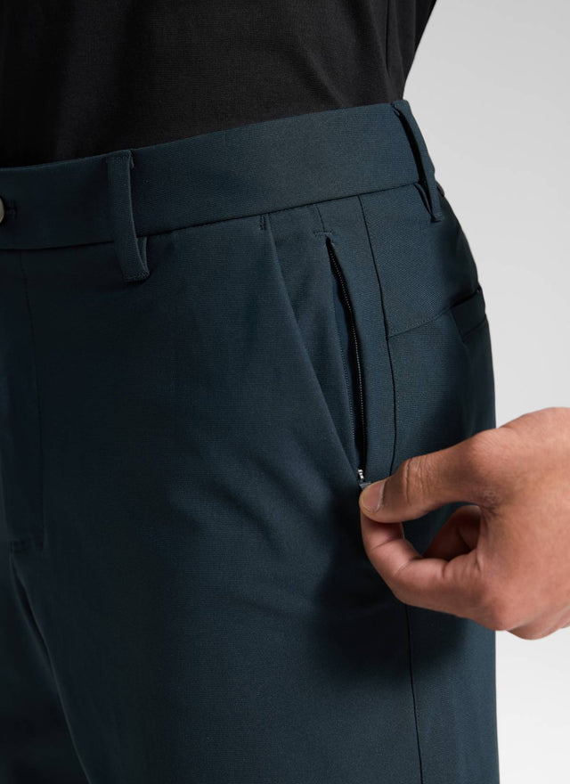 CRZ YOGA Men's Work Classic Fit All-Day Comfort Golf Shorts Pocket 7'' True Navy