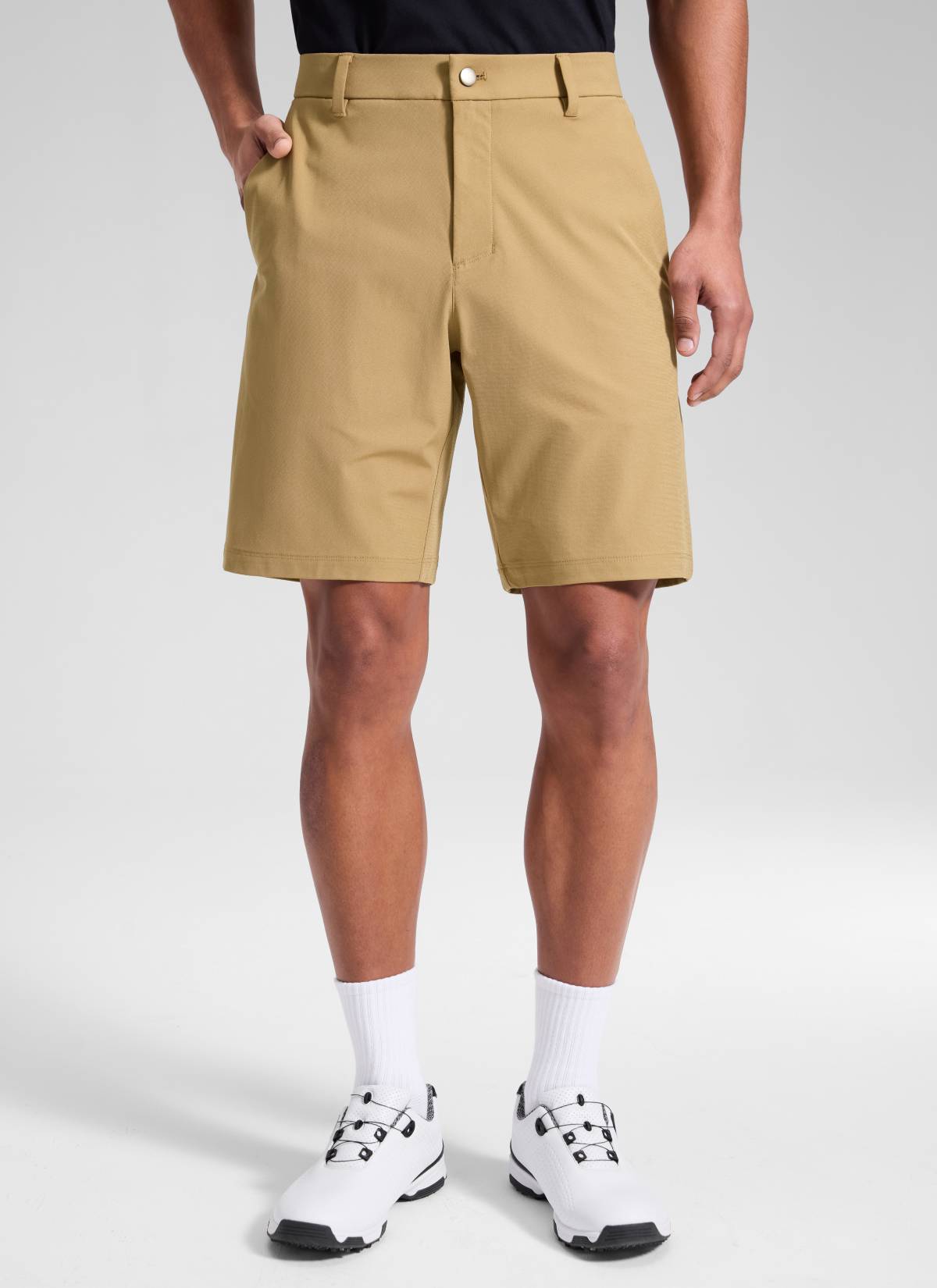 CRZ YOGA Men's Work Classic Fit All-Day Comfort Golf Shorts Pocket 9'' Khaki Sand @model_info:Rafael