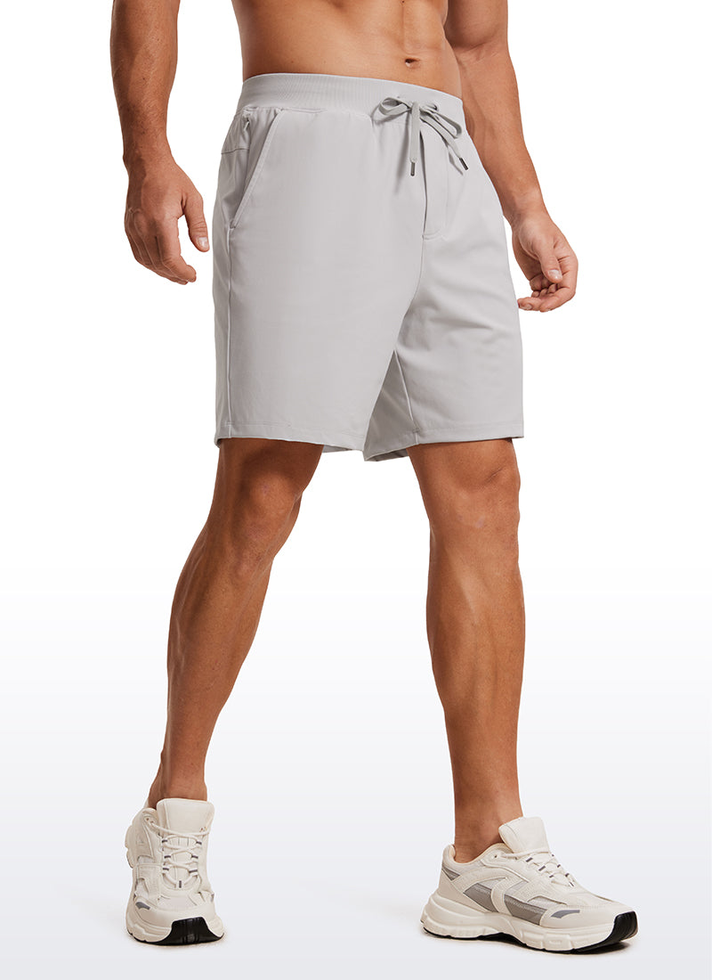 CRZ YOGA Men's Train Relaxed Fit On the Travel Linerless Shorts 7'' Platinum Grey @model_info:ALE