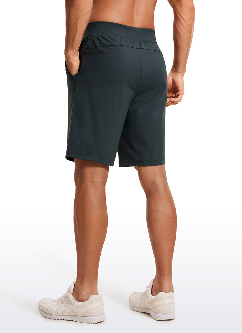 CRZ YOGA Men's Train Relaxed Fit On the Travel Linerless Shorts 9'' Melanite @model_info:ALE