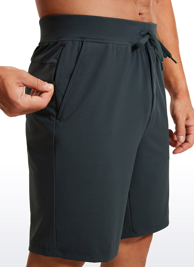 CRZ YOGA Men's Train Relaxed Fit On the Travel Linerless Shorts 9'' Melanite @model_info:ALE