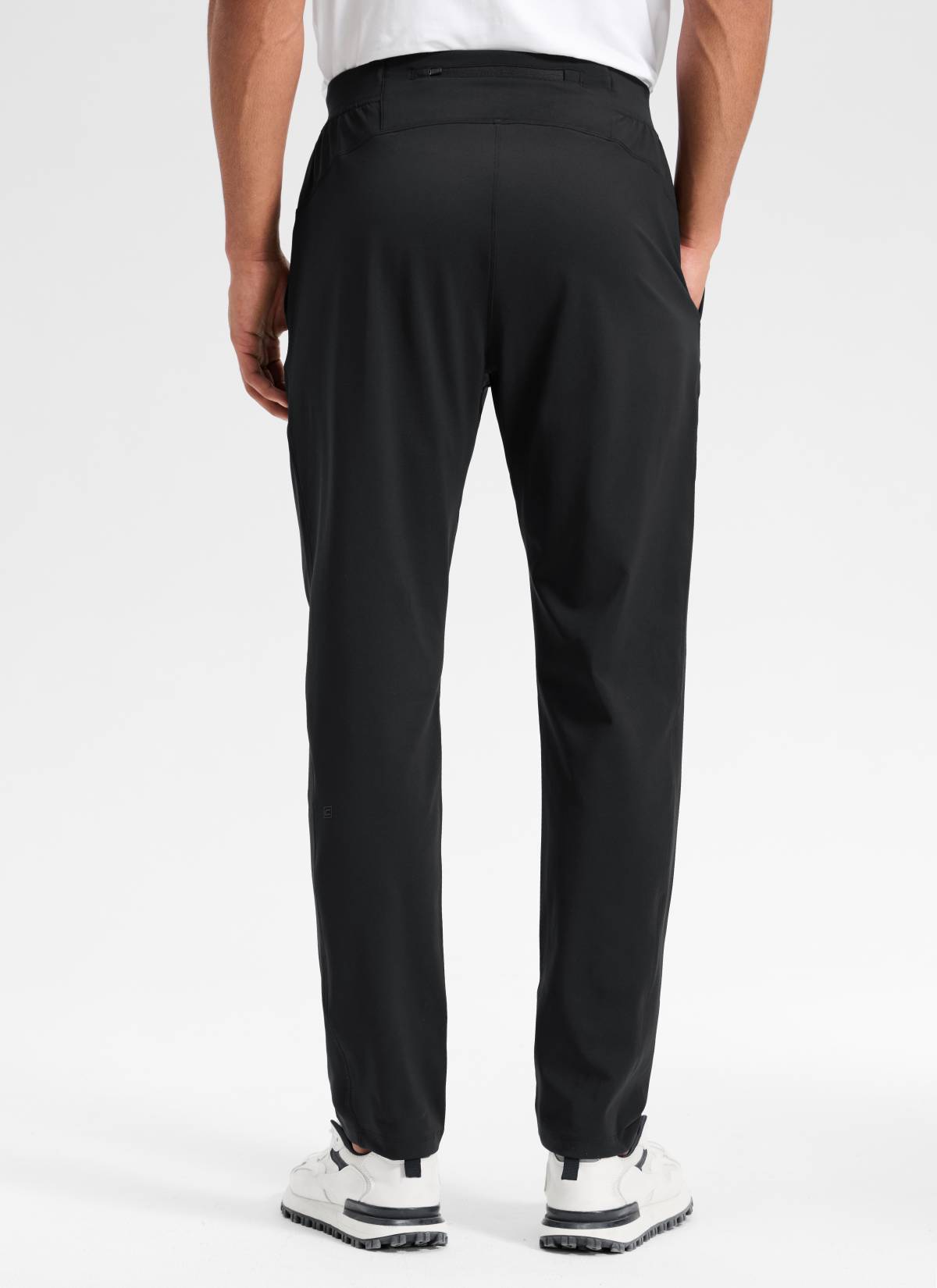 CRZ YOGA Men's Train Relaxed Fit On the Travel Pants 30'' Black