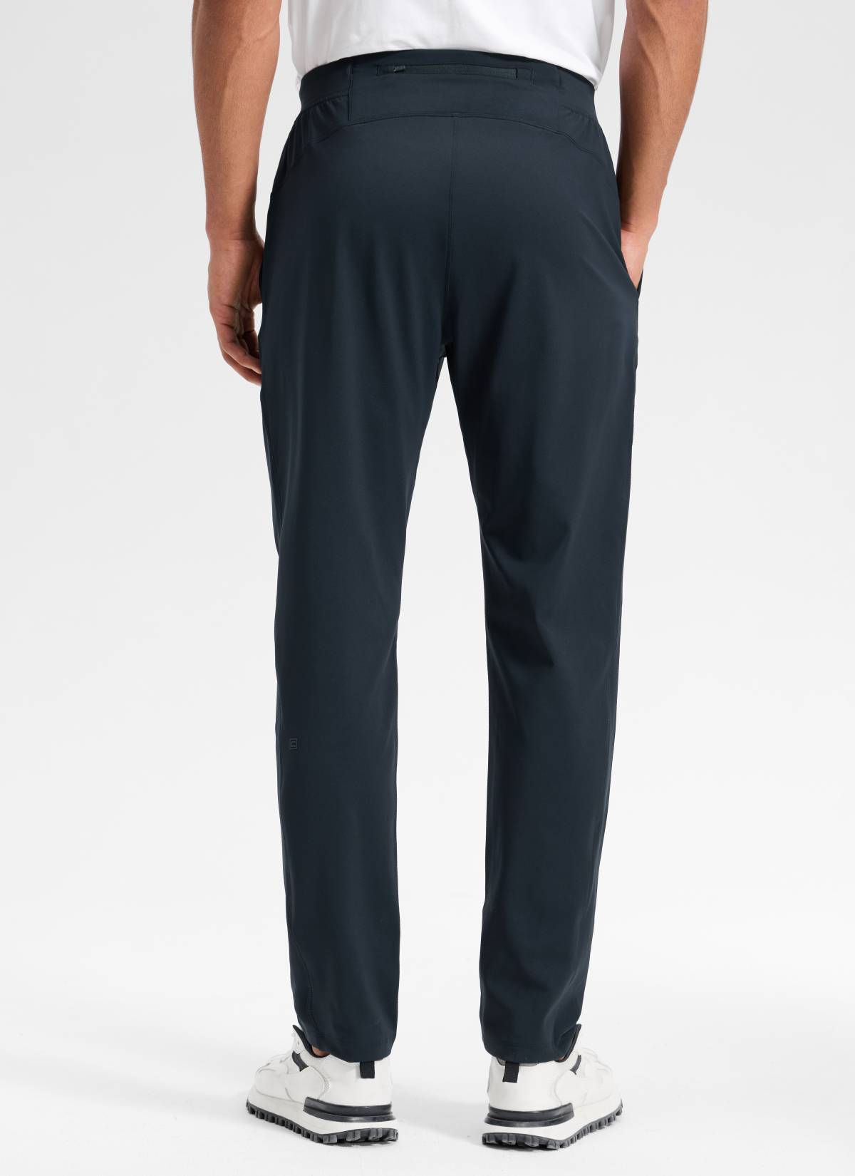 CRZ YOGA Men's Train Relaxed Fit On the Travel Pants 30'' True Navy