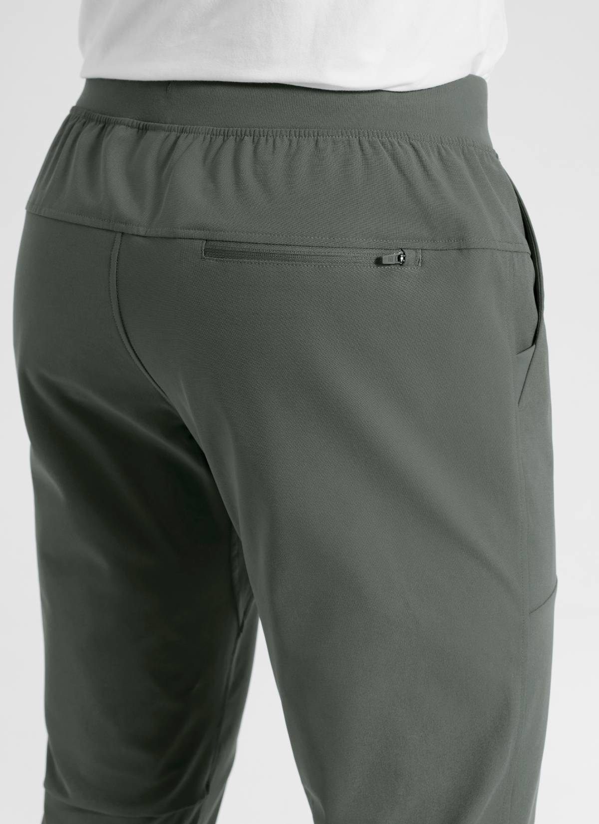 CRZ YOGA Mens Work Slim Fit All-Day Comfort Golf Joggers 30'' Grey Sage @model_info:Jhony